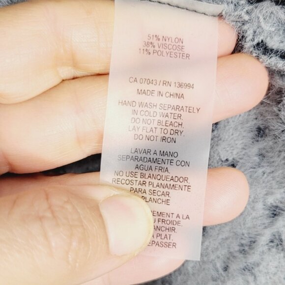 Vita Milano Women's Black  White Chevron Pattern Fuzzy Knit A-Line Skirt Small - Picture 5 of 8